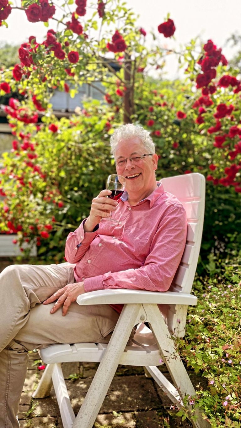 PHOTO 2021 06 23 15 34 08 768x1365