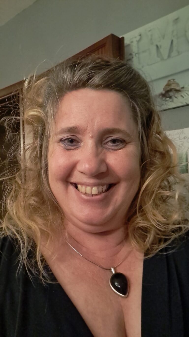 Anja Vandenbergh 768x1365