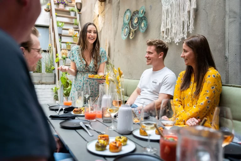 R4 03094 2048x1366 1 768x512