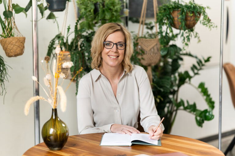 Anke schrijfboek extra verkleind 768x512